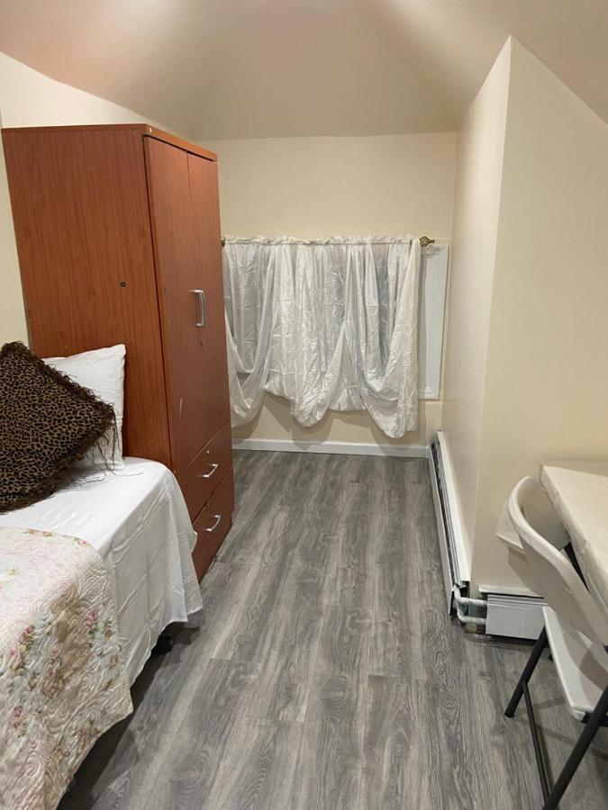 A Comfortable Room New York Buitenkant foto